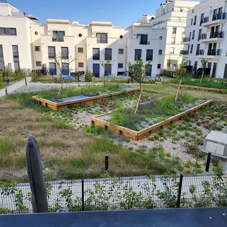 Superbe Appartement A 3Min A Pieds De La Gare 쉐시 외부 사진