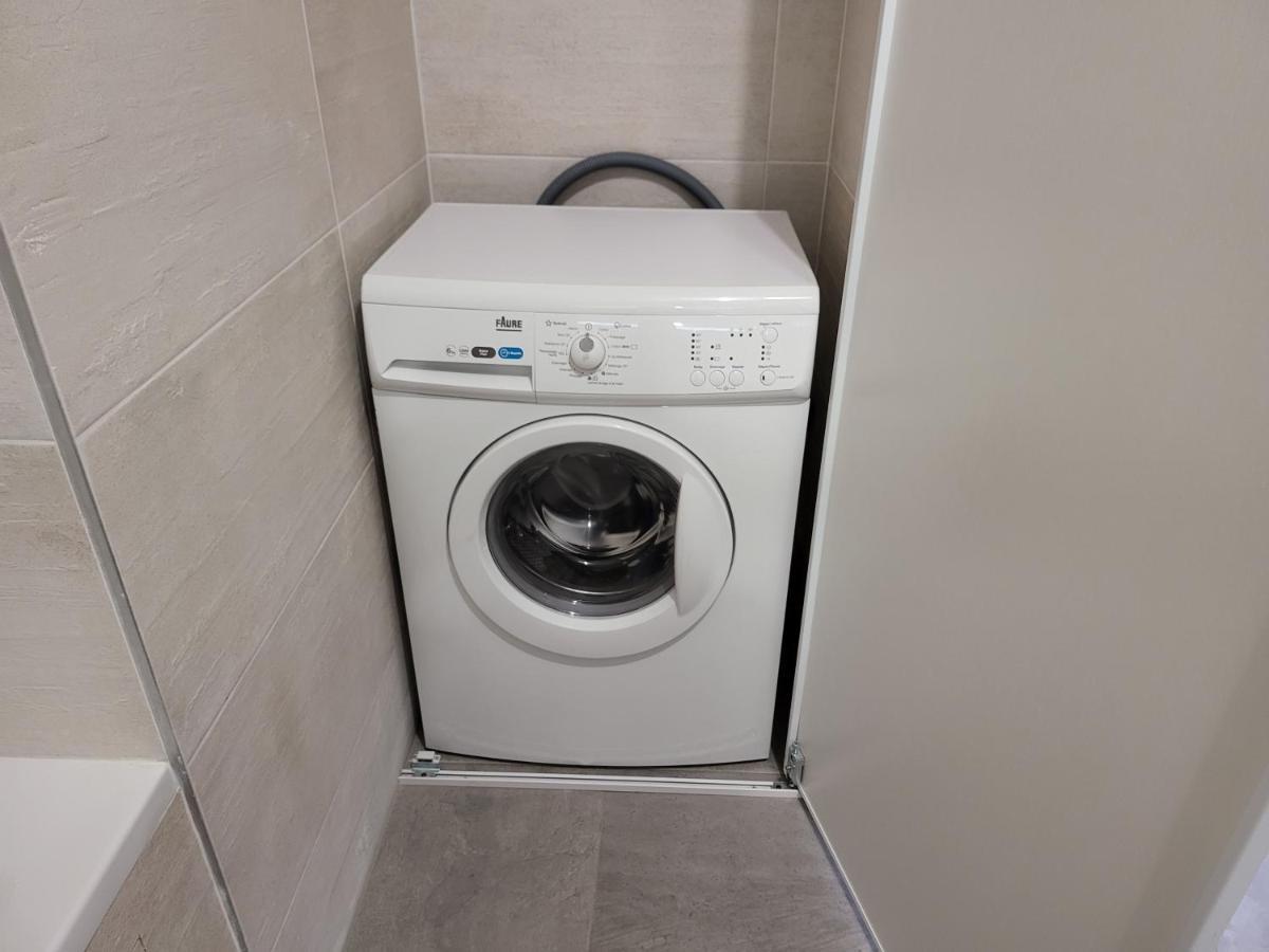 Superbe Appartement A 3Min A Pieds De La Gare 쉐시 외부 사진
